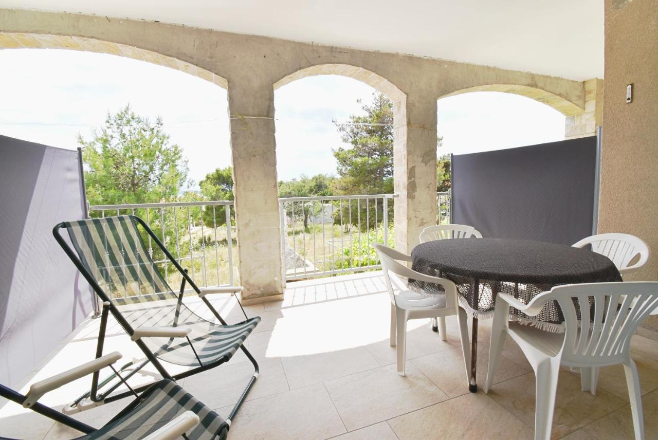 Apartmani Solis Vir Exterior foto