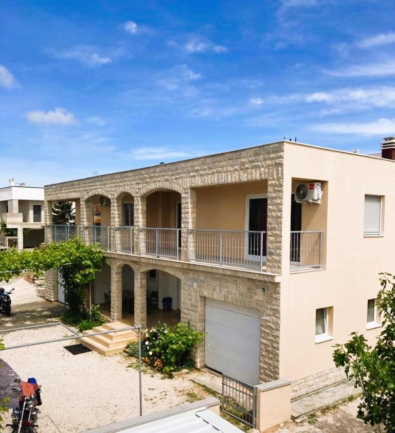 Apartmani Solis Vir Exterior foto